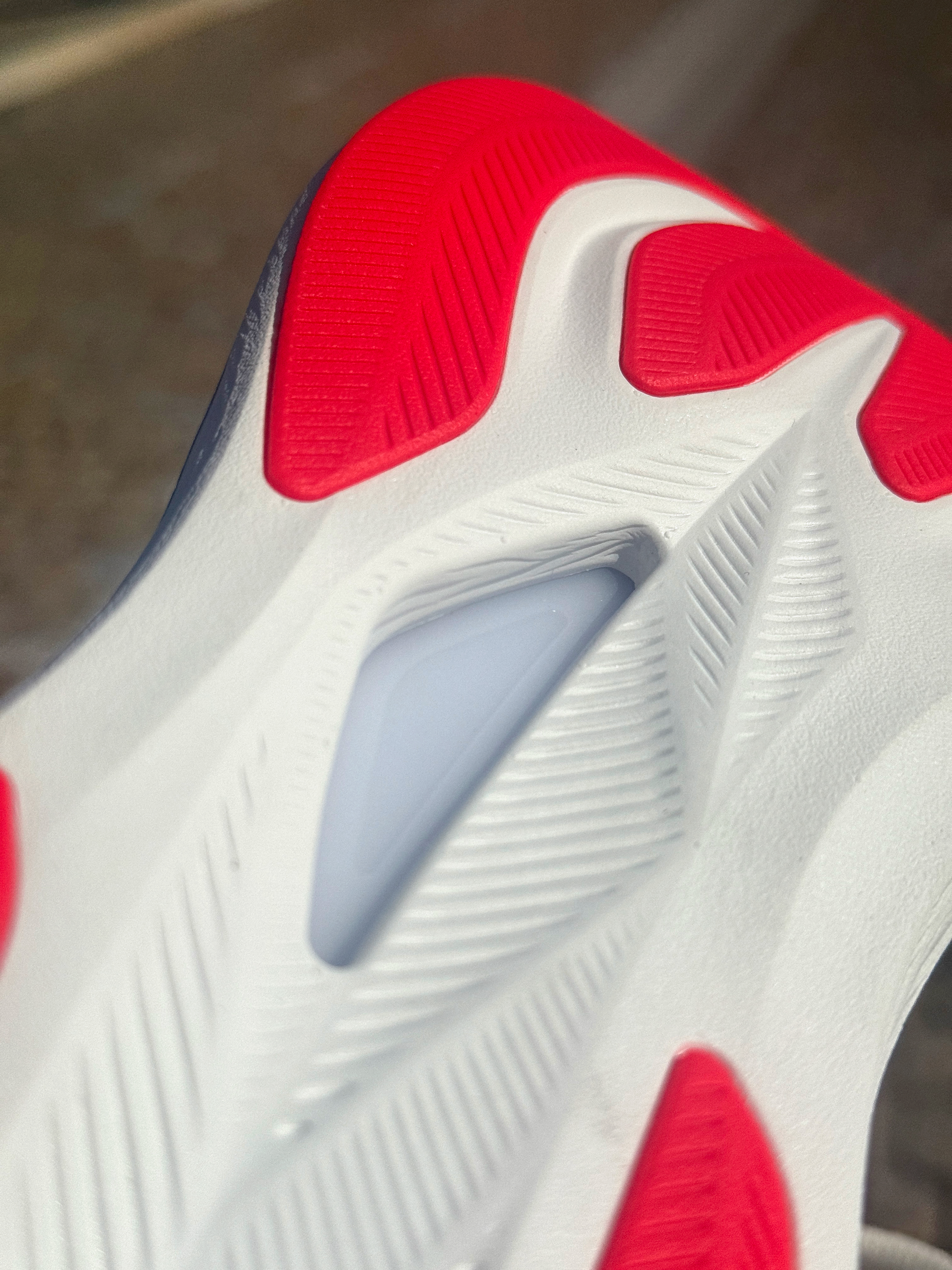 Dámské tempové silniční běžecké boty Asics Sonicblast 